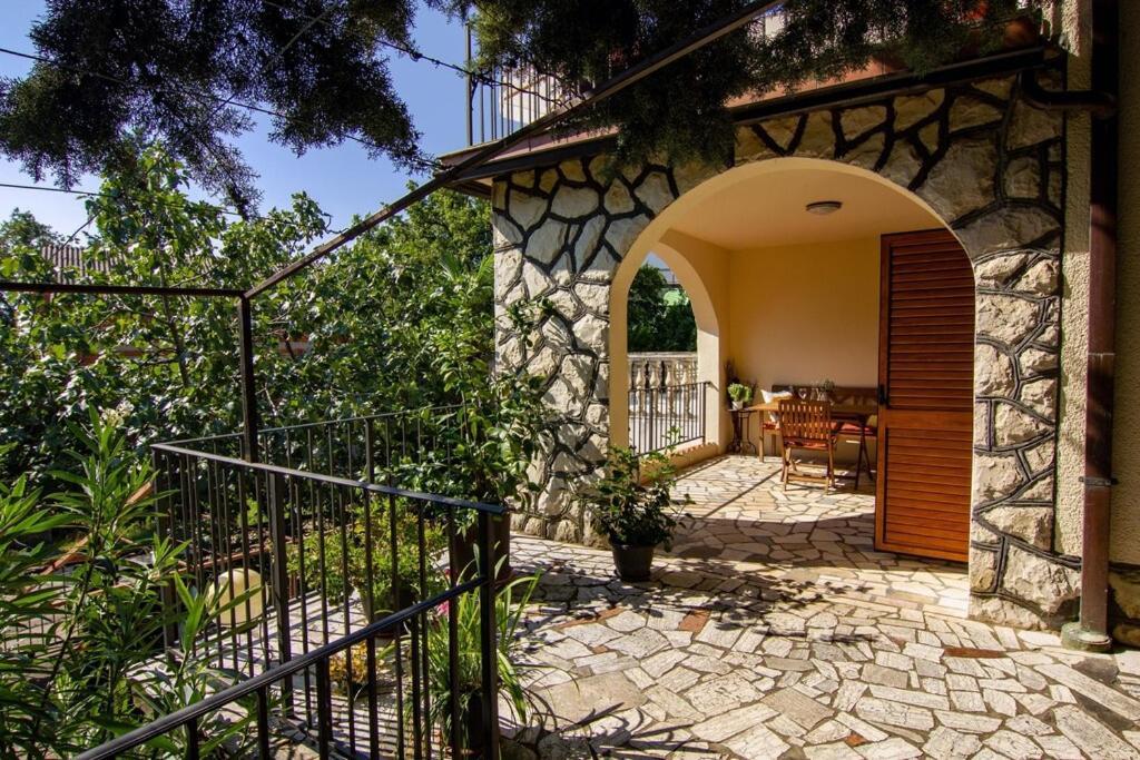 Apartamento Smokvica - Feigenbaum Kornić Exterior foto